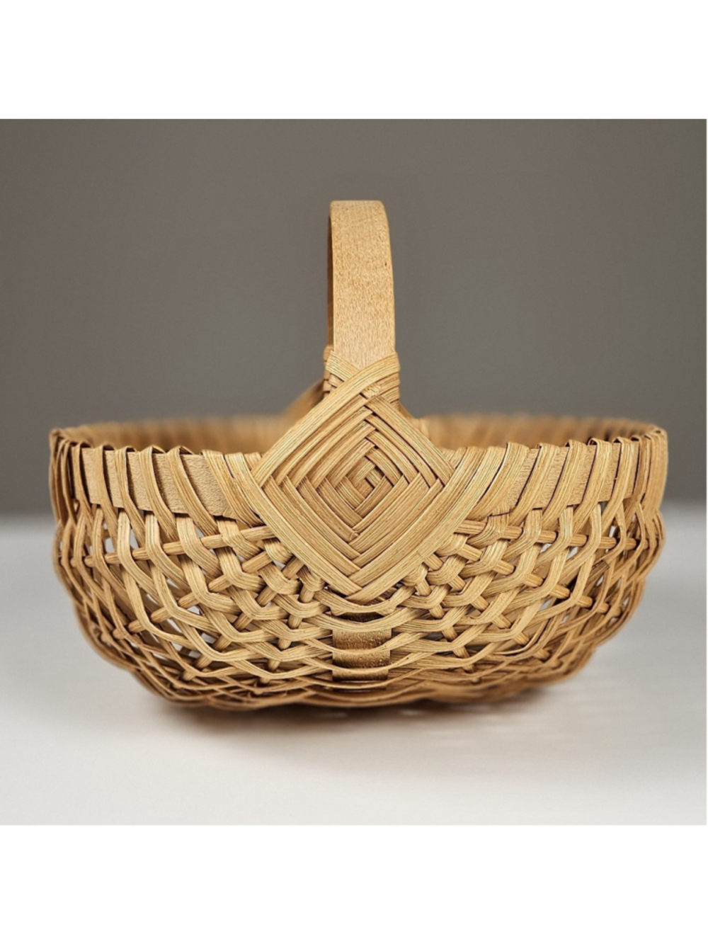 Vintage Woven Buttocks Basket - Appalachian Egg Gathering Melon Basket, 8" x 9"